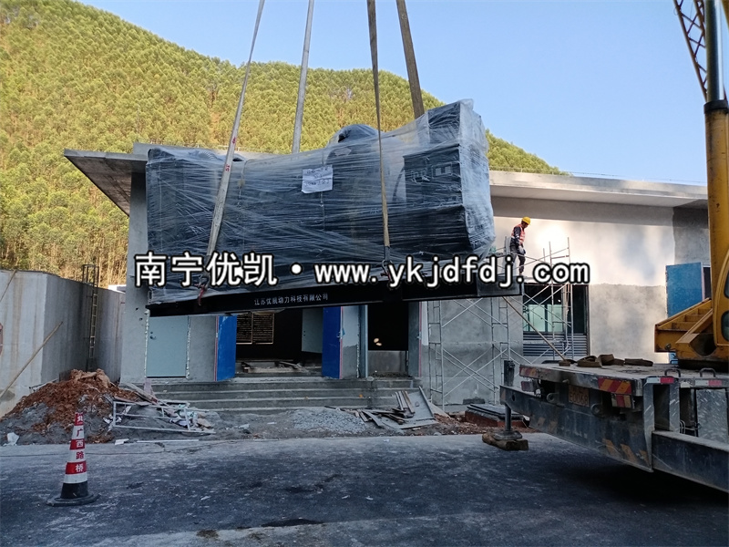 2022年12月15日，120kw-500kw上柴發(fā)電機(jī)組某高速公路安裝現(xiàn)場(chǎng)