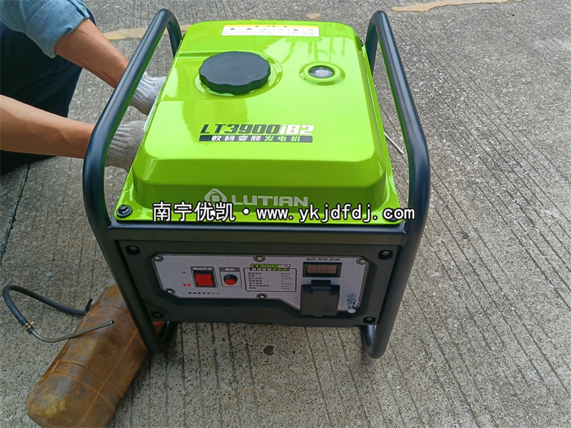 2024年11月4日，3kw汽油變頻發(fā)電機(jī)試機(jī)發(fā)貨南寧周邊